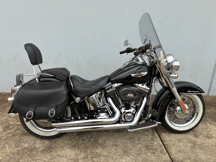 2013 HARLEY-DAVIDSON FLSTN SOFTAIL DELUXE Black