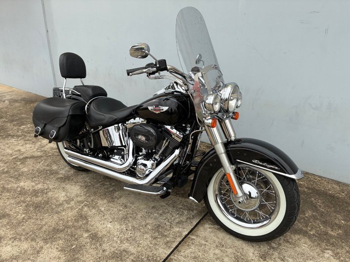 2013 HARLEY-DAVIDSON FLSTN SOFTAIL DELUXE Black