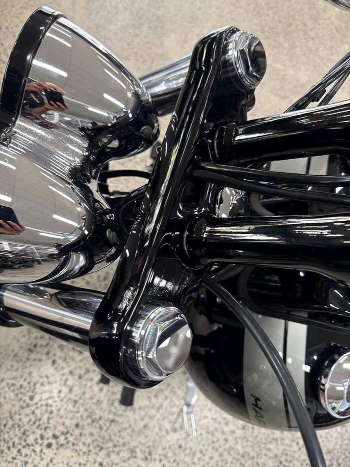 2016 Harley-Davidson Dyna Fat Bob 103 (FXDF) Dyna Black