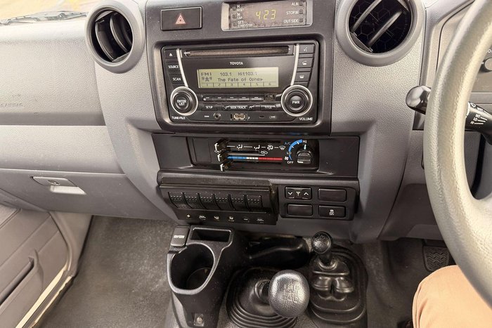 2020 Toyota Landcruiser GXL VDJ79R 4X4 Dual Range French Vanilla