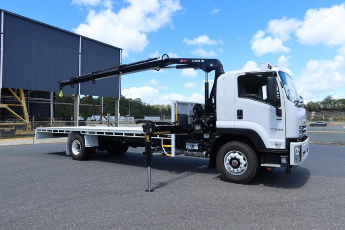 2025 Isuzu F Series FVR165-300