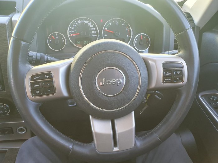 2011 Jeep Cherokee Limited KK MY11 Four Wheel Drive Bright White