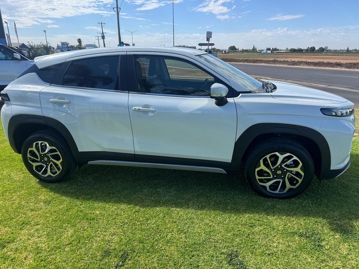 2025 Suzuki Fronx Hybrid