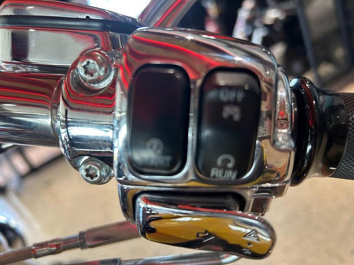 2009 Harley-Davidson CVO Dyna Fat Bob (FXDFSE) CVO Yellow