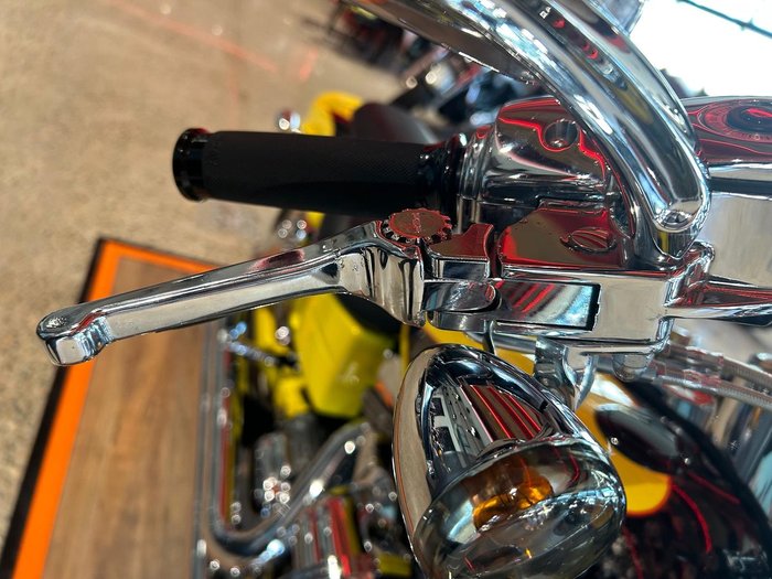 2009 Harley-Davidson CVO Dyna Fat Bob (FXDFSE) CVO Yellow