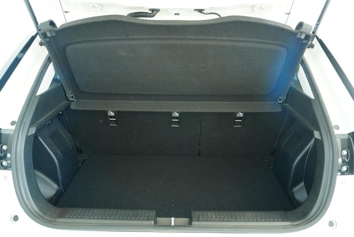 2025 Suzuki Fronx Hybrid KW Arctic White Pearl