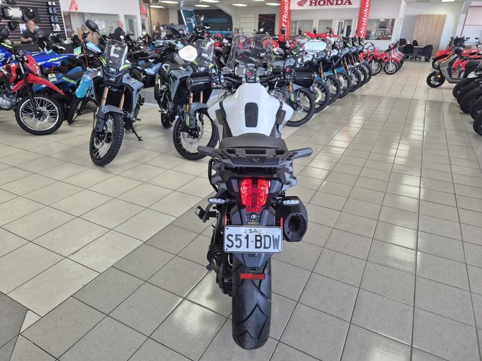 2016 Triumph Tiger Explorer XCx Tiger White