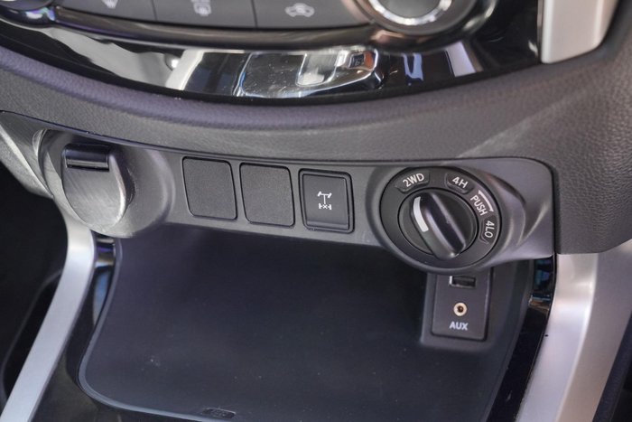 2017 Nissan Navara SL