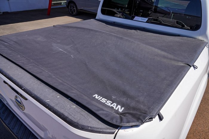 2017 Nissan Navara SL