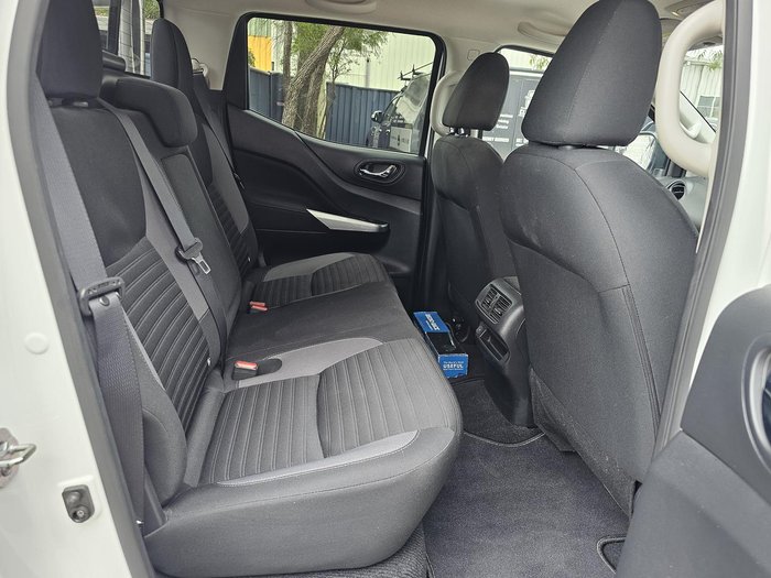 2020 Nissan Navara ST