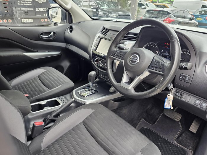 2020 Nissan Navara ST