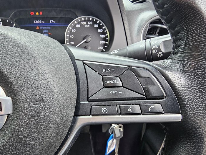 2020 Nissan Navara ST