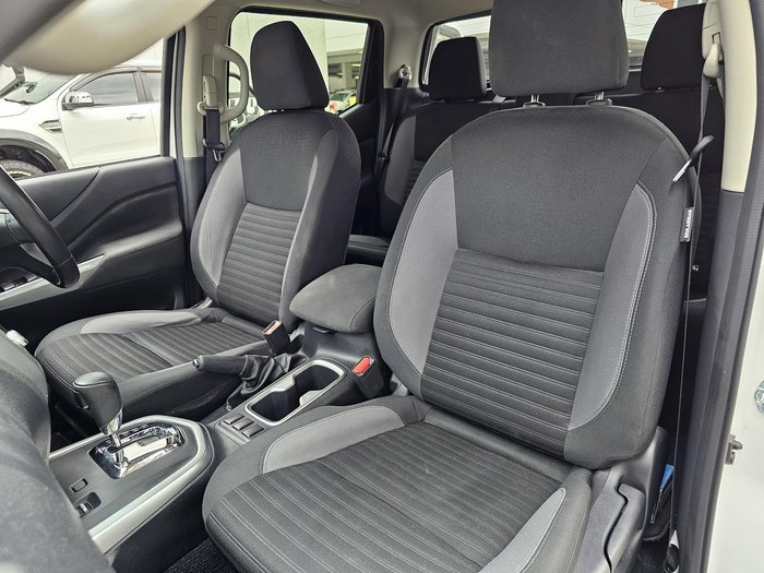 2020 Nissan Navara ST