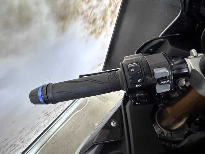 2015 Yamaha YZF-R1 M SILVER