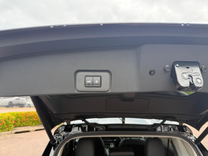 2025 Nissan X-TRAIL Ti