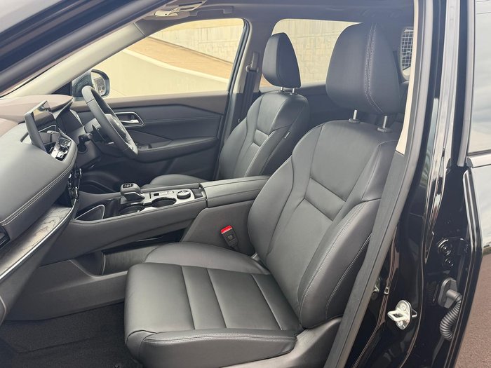 2025 Nissan X-TRAIL Ti