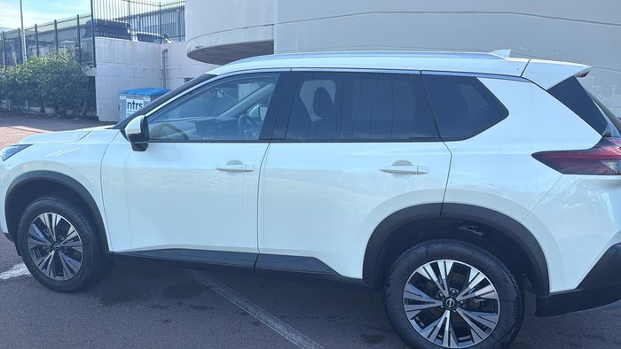 2025 Nissan X-TRAIL ST-L