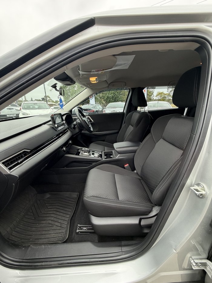 2023 Mitsubishi Outlander ES