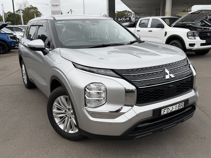 2023 Mitsubishi Outlander