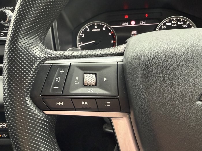 2023 Mitsubishi Outlander ES