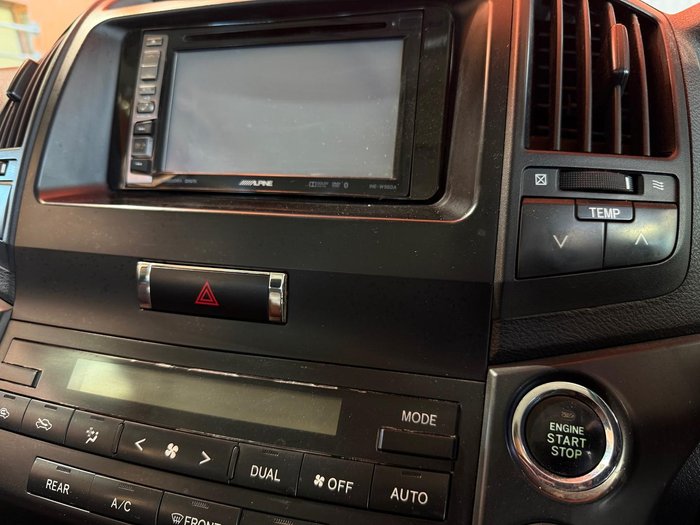 2009 Toyota Landcruiser GXL VDJ200R 4X4 Constant Powder White