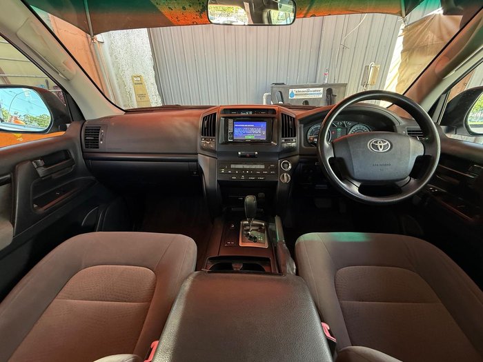 2009 Toyota Landcruiser GXL VDJ200R 4X4 Constant Powder White