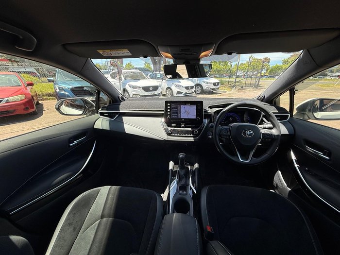 2019 Toyota Corolla ZR Hybrid ZWE211R White