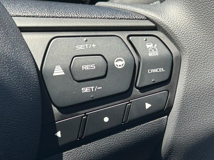 2025 Mazda BT-50 XS