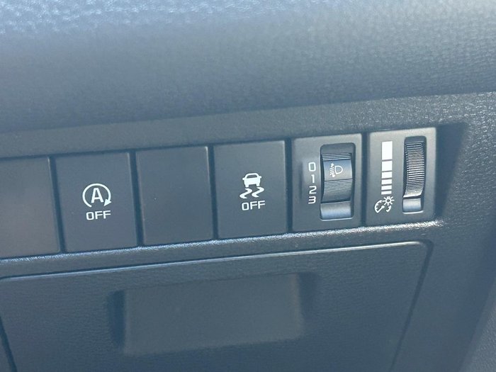 2025 Mazda BT-50 XS