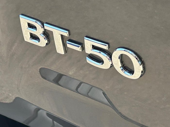 2025 Mazda BT-50 XS