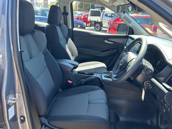 2025 Mazda BT-50 XS