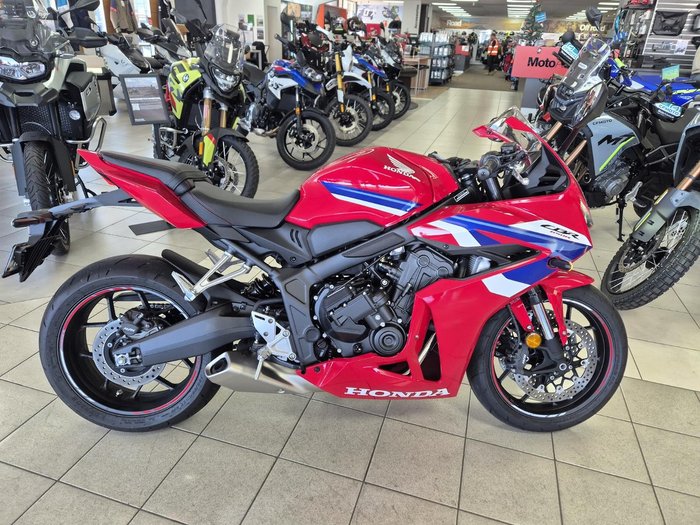 2025 Honda CBR650R E-Clutch CBR 650 Red