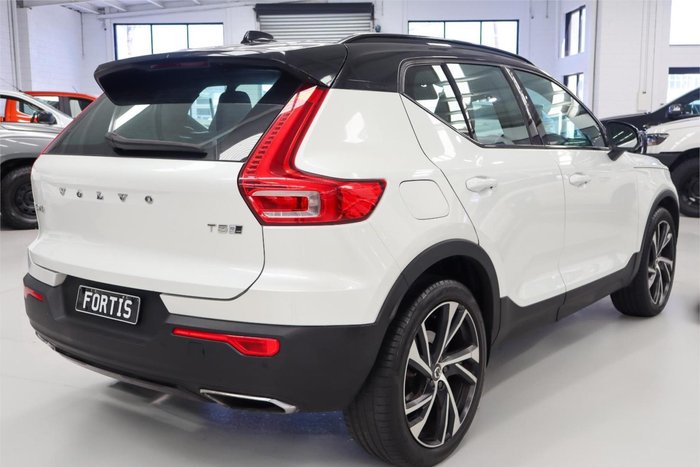 2019 Volvo XC40 T5 R-Design MY20 AWD Crystal White