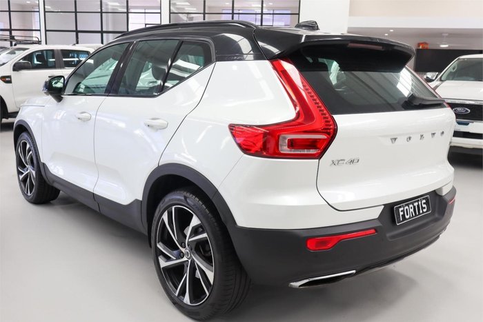 2019 Volvo XC40 T5 R-Design MY20 AWD Crystal White