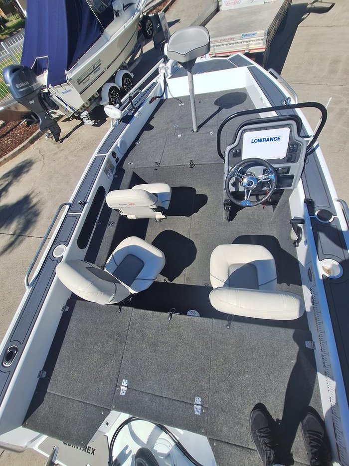 2023 QUINTREX 450 Hornet Pro