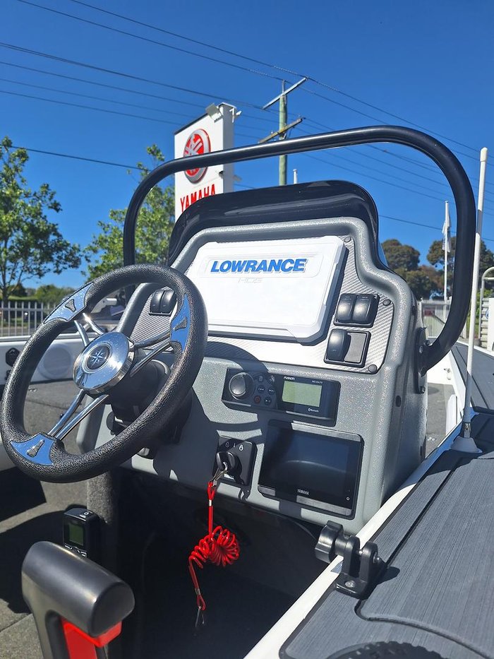 2023 QUINTREX 450 Hornet Pro