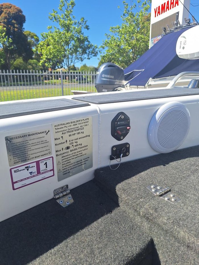 2023 QUINTREX 450 Hornet Pro