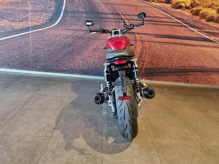 2025 Triumph Speed Twin 1200 Speed Twin Red