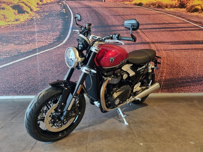 2025 Triumph Speed Twin 1200 Speed Twin Red