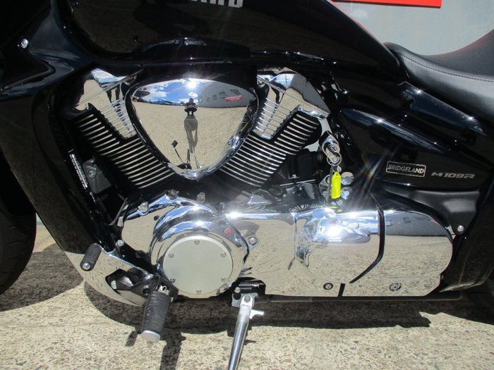 2016 Suzuki VZR 1800 BOULEVARD (M109R) BLACK