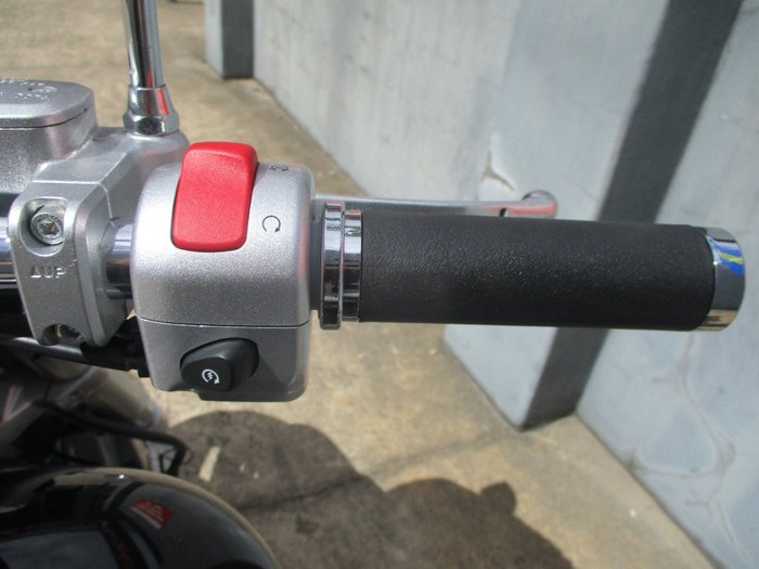 2016 Suzuki VZR 1800 BOULEVARD (M109R) BLACK