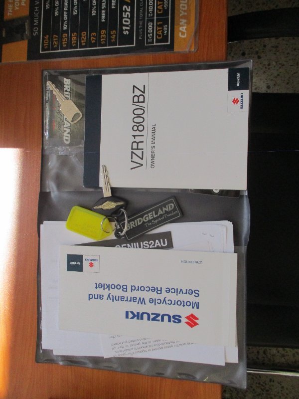 2016 Suzuki VZR 1800 BOULEVARD (M109R) BLACK