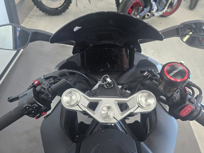 2025 CFMOTO 2025 Cf Moto 450CC 450 SR S Road Black