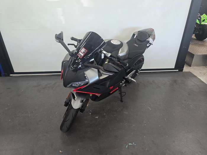 2025 CFMOTO 2025 Cf Moto 450CC 450 SR S Road Black