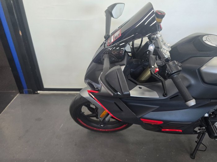 2025 CFMOTO 2025 Cf Moto 450CC 450 SR S Road Black