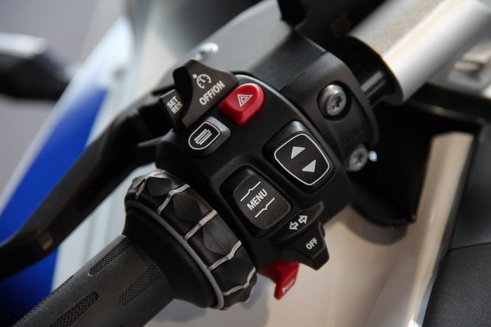 2025 BMW R 1300 RS Performance R 1300 White