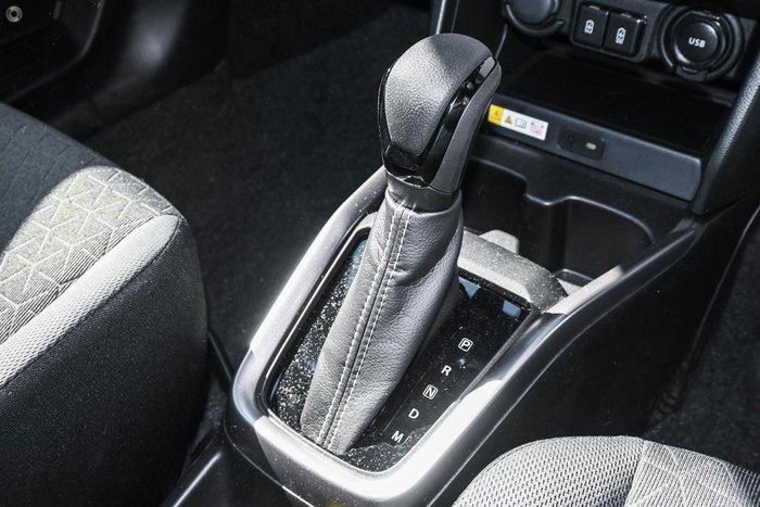 2025 Suzuki Swift Hybrid Plus