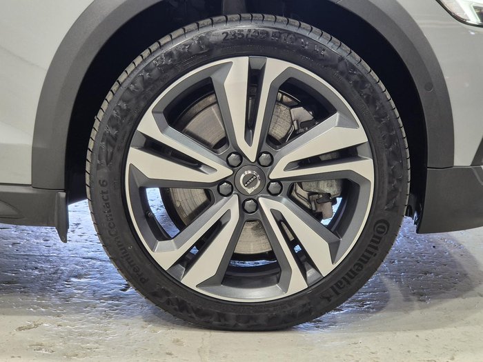 2024 Volvo V60 Cross Country Ultra B5 Bright