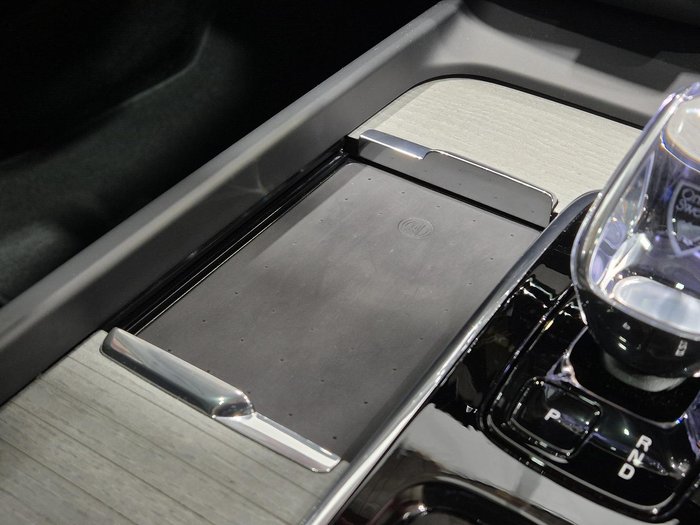 2024 Volvo V60 Cross Country Ultra B5 Bright