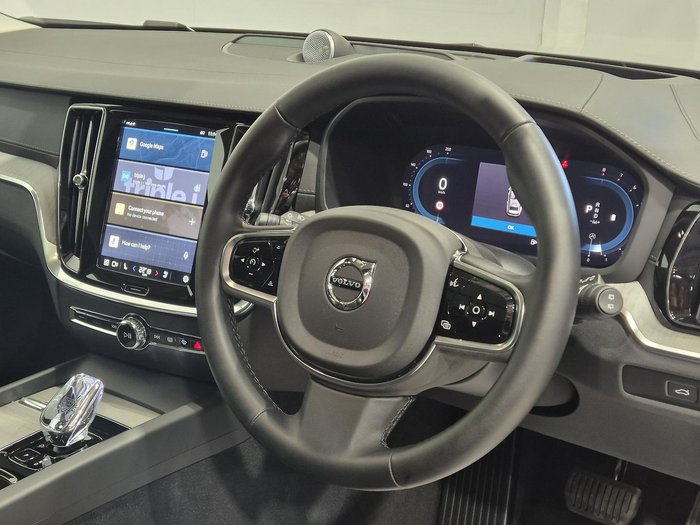 2024 Volvo V60 Cross Country Ultra B5 Bright